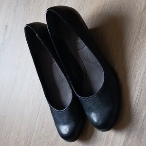 AEROSOLES Black Women's Heels